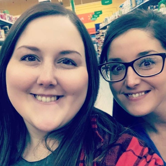 Meet your Posher, Heather - Picture 1 of 1